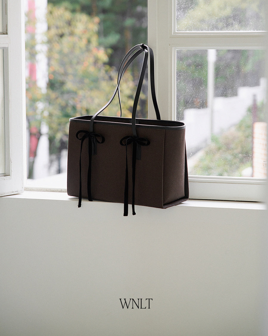 (7th - Velvet Ribbon Gift) Envelope Bag Deep Brown